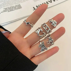 Gothic Chain Rings Set